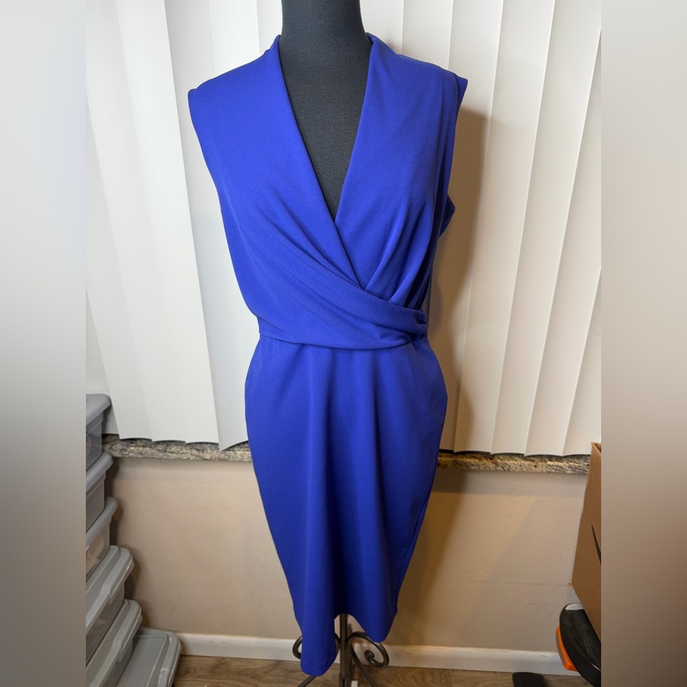 London Times Sleeveless V-Neck Sheath Blue Dress Wedding Guest Size 10
